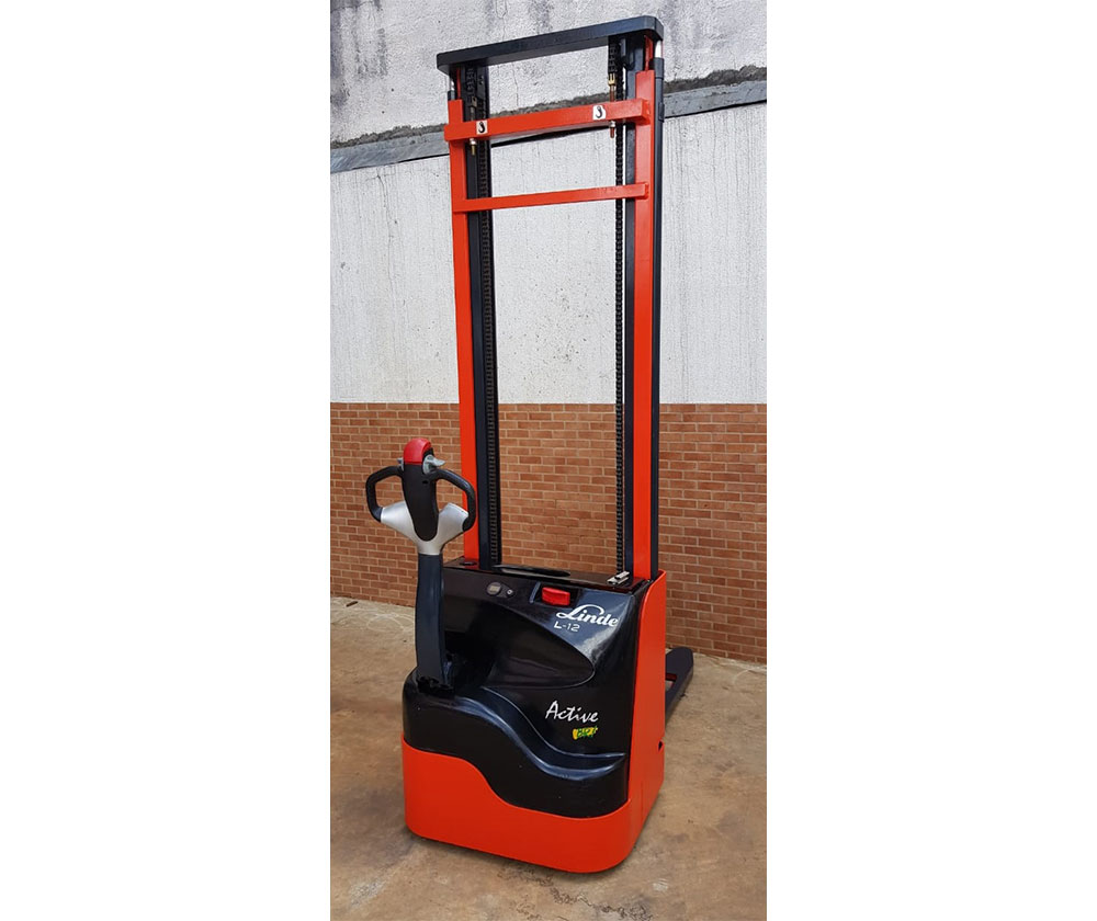 Empilhadeira elétrica patolada Linde L12 Active BR — Netmáquinas