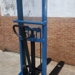 Empilhadeira Manual Paletrans - Seminovo - LM 1016